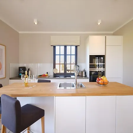 Reetland Am - Luxusplus Reetdachvilla Mit 4 Schlafzimmern, Aussensauna, Loungebereich Und Kamin H12