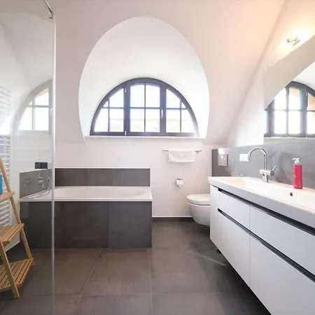 Reetland Am - Luxusplus Reetdachvilla Mit 4 Schlafzimmern, Aussensauna, Loungebereich Und Kamin H12 Villa