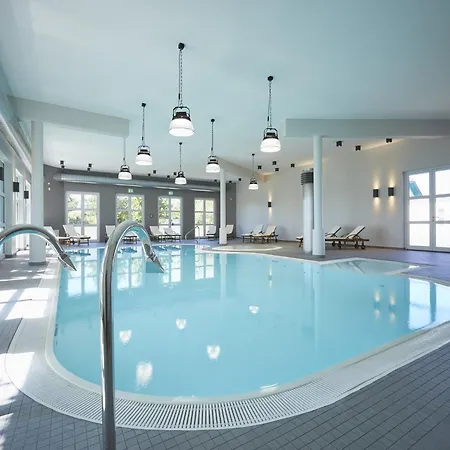 Reetland Am - Luxusplus Reetdachvilla Mit 4 Schlafzimmern, Aussensauna, Loungebereich Und Kamin H12 *