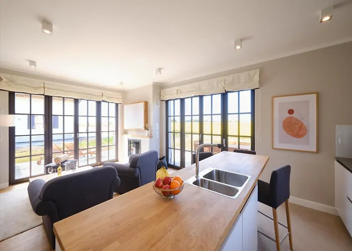 Reetland Am - Luxusplus Reetdachvilla Mit 4 Schlafzimmern, Aussensauna, Loungebereich Und Kamin H12 Villa